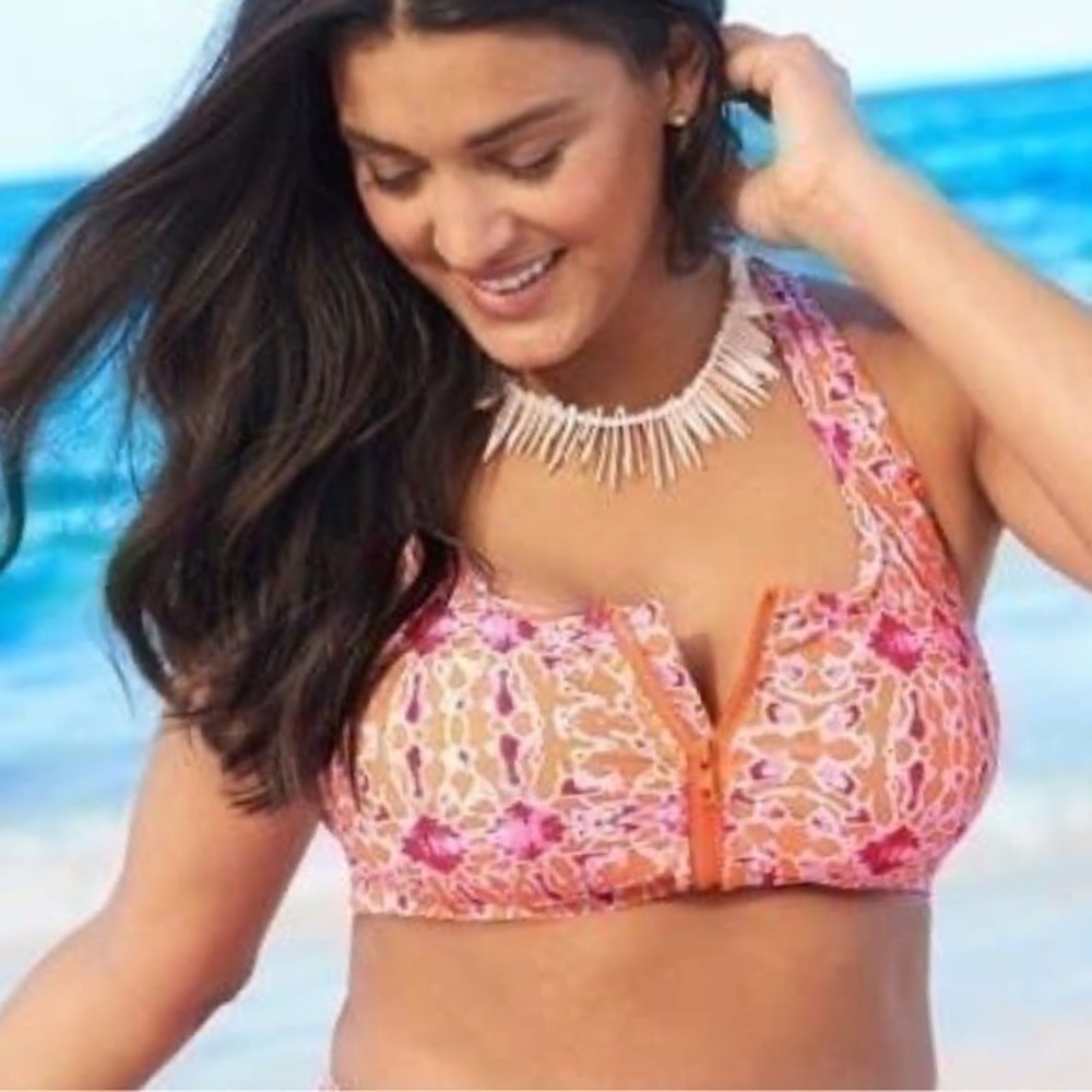 Adore Me Racerback Kaleidoscope Pattern Zip Front Bikini Top